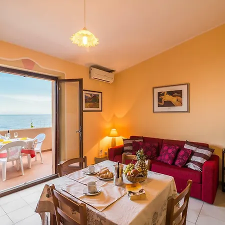 Holiday home Affittasardegna-casa Limoni *